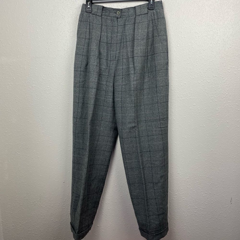 Pre-Owed Jones New York Womens Gray and Black Slacks Size 10